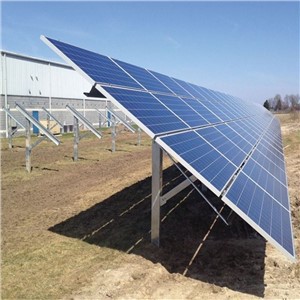 Beslag til montering af solpanelstang